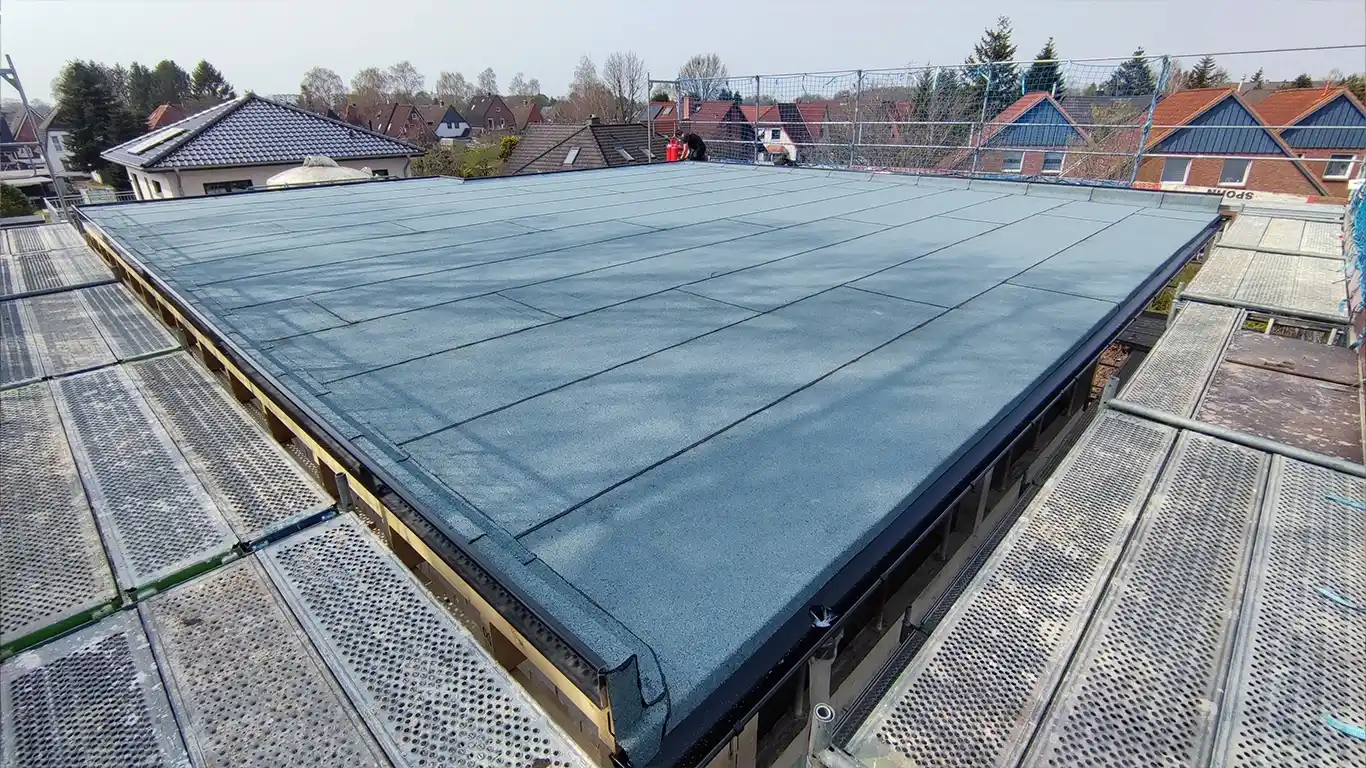 galerie-dacheindeckung-zimmerei-likaj-gehdebrecht-neumuenster-01_6935500f4011e